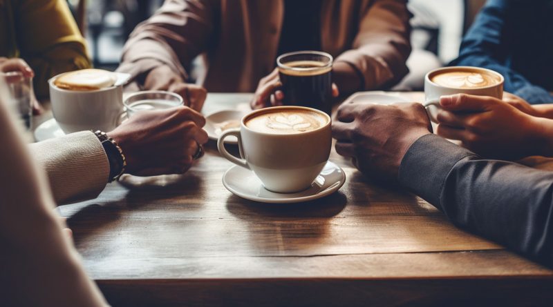 Koffie handen, foto aangeleverd door Kremer Uitvaartzorg