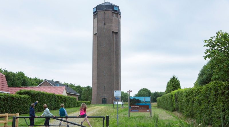 Watertoren Sint Jansklooster, foto Andries de la Lande Cremer