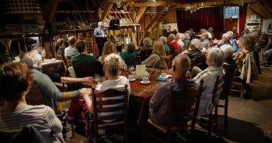 Reuring op de deel bij De Karstenhoeve